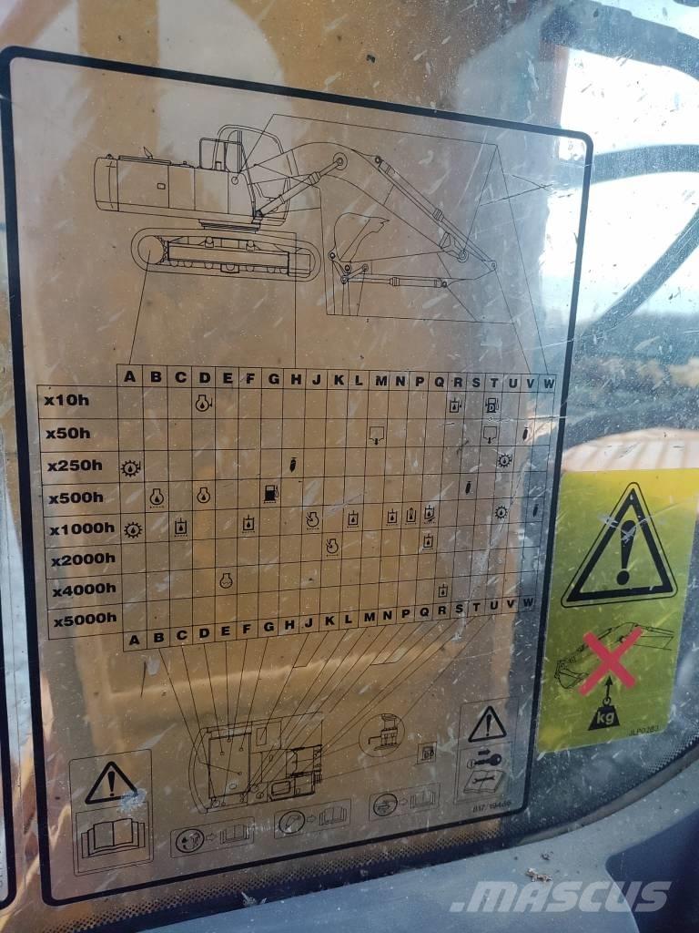 JCB JS 240 N LC Roomikekskavaatorid