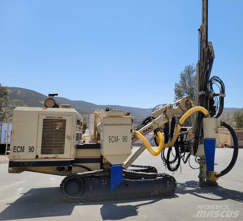 Atlas Copco ECM 490 Vertikaalsed puurmasinad