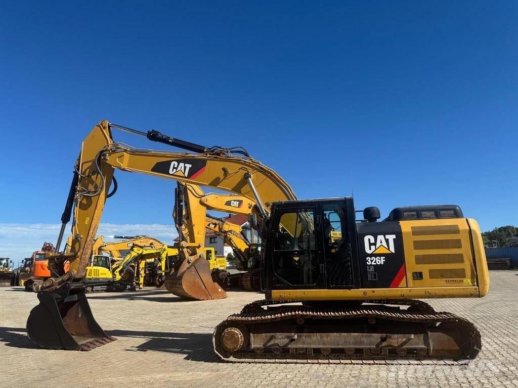 CAT 326 F LN Roomikekskavaatorid