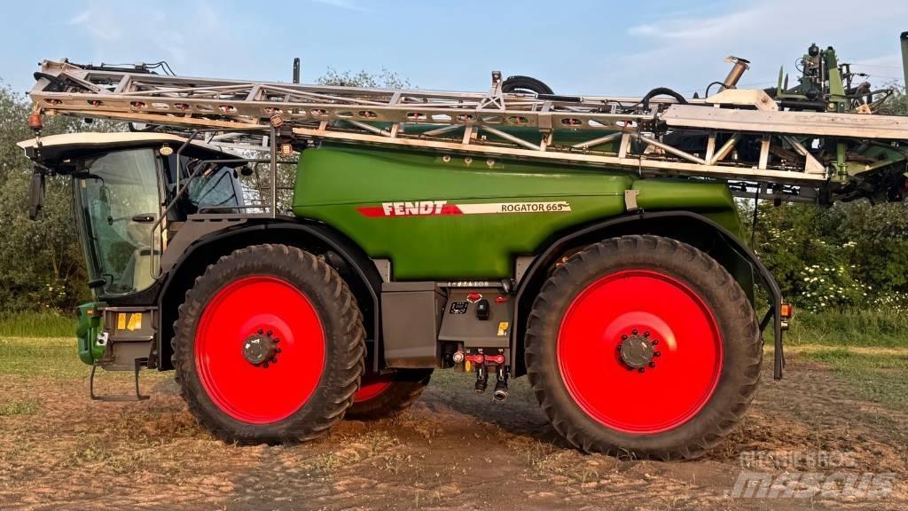 Fendt Rogator 665 Iseliikuvad pritsid