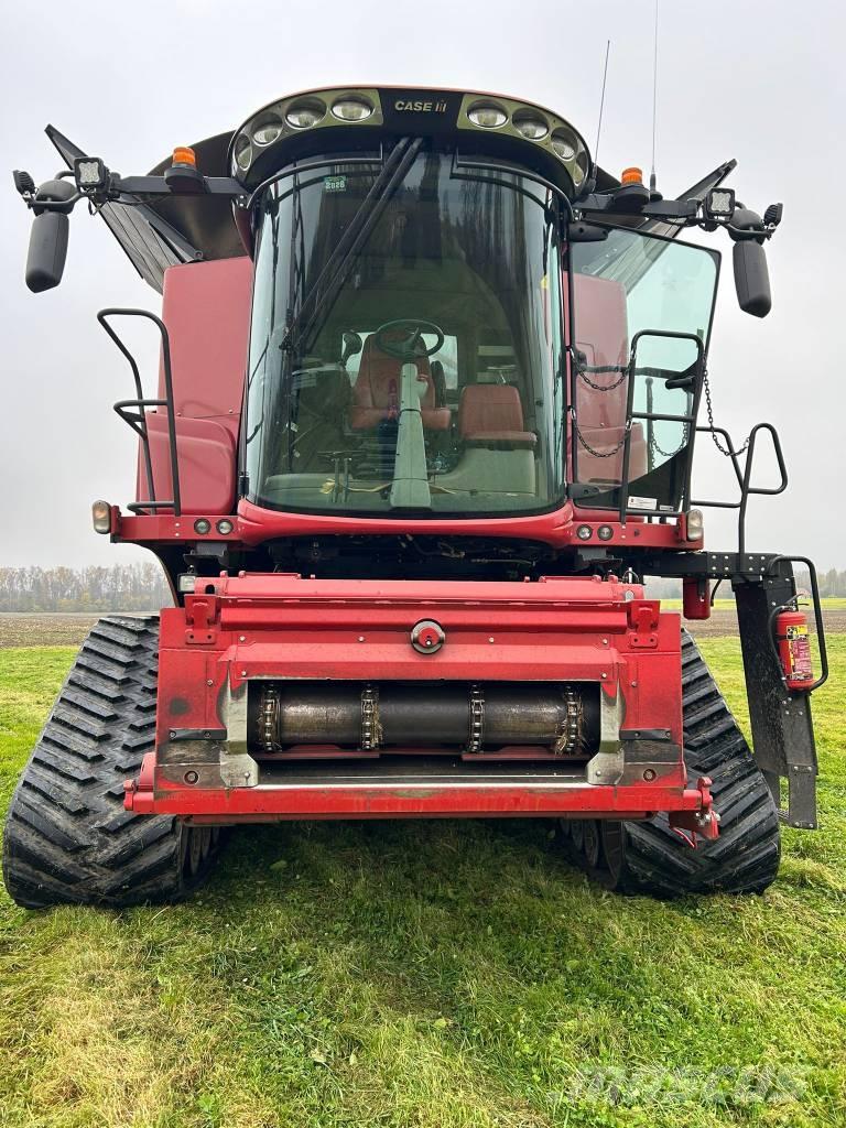 Case IH 8250 Teraviljakombainid