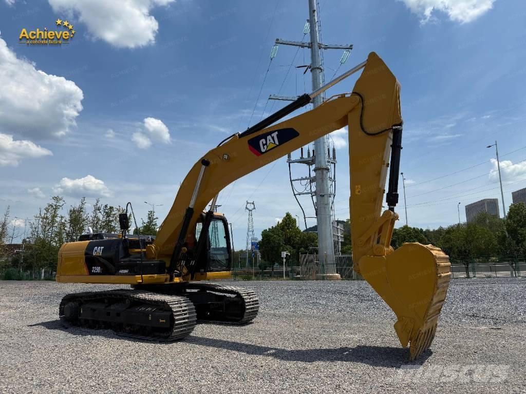 CAT 329 D Roomikekskavaatorid