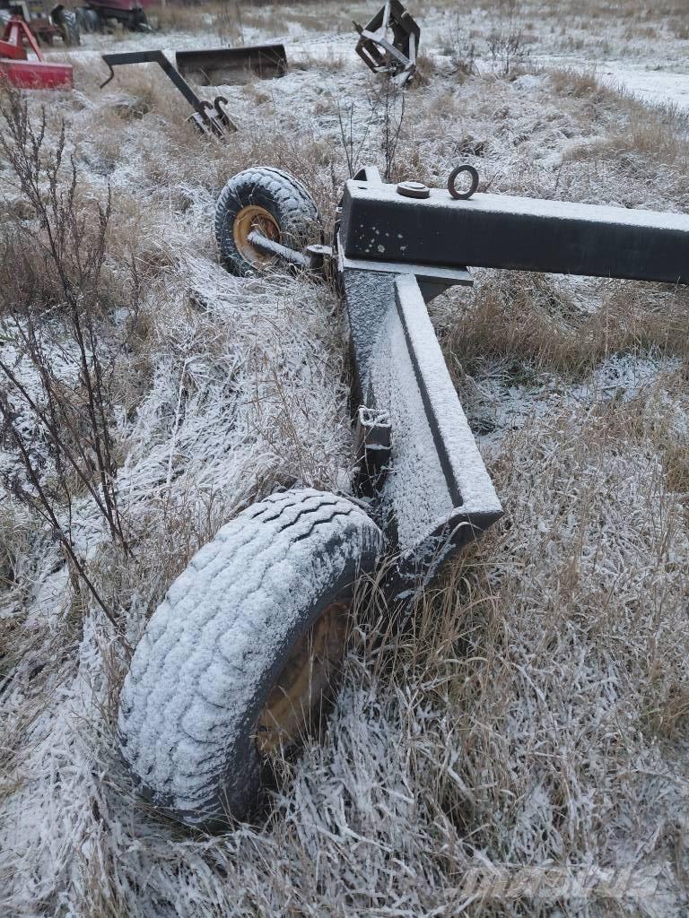  Takalana 300 Muud teekoristamise ja lumekoristamise masinad