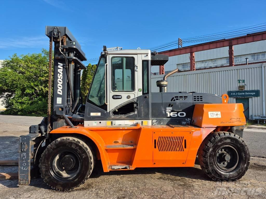 Doosan D 160 Kahveltõstukid - muud