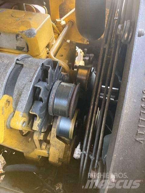 John Deere 200 LC Laasijad