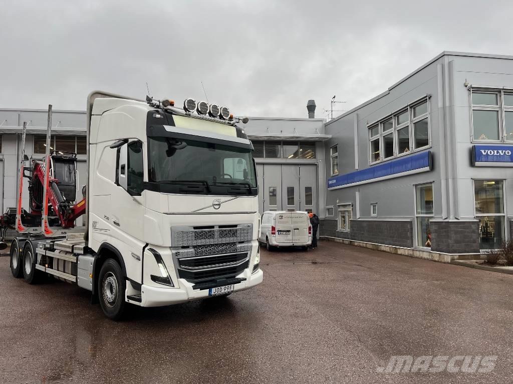 Volvo FH16 750 Globe Metsaveokid