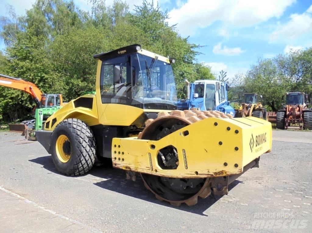 Bomag BW 219 PDH-5 Ühe trumliga rullid