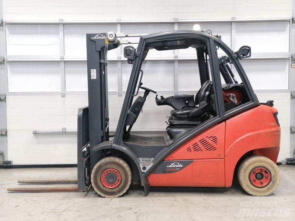 Linde H25T-02 Gaasitõstukid
