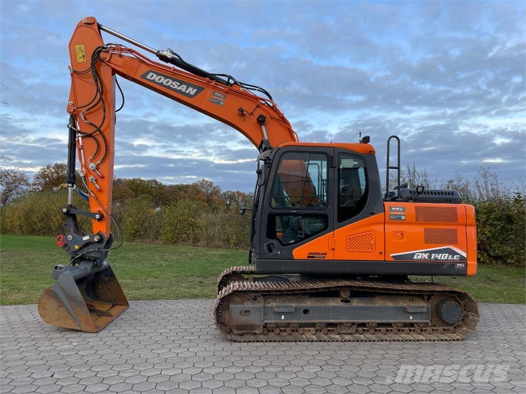 Doosan DX140LC-7 Roomikekskavaatorid