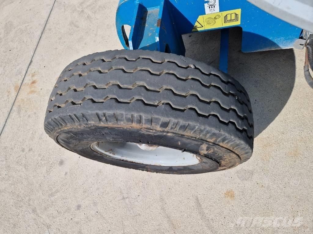 Genie Z 34/22 R402 Iseliikuvad poomtõstukid