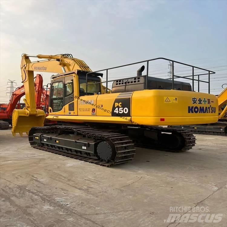 Komatsu 450-8 Roomikekskavaatorid