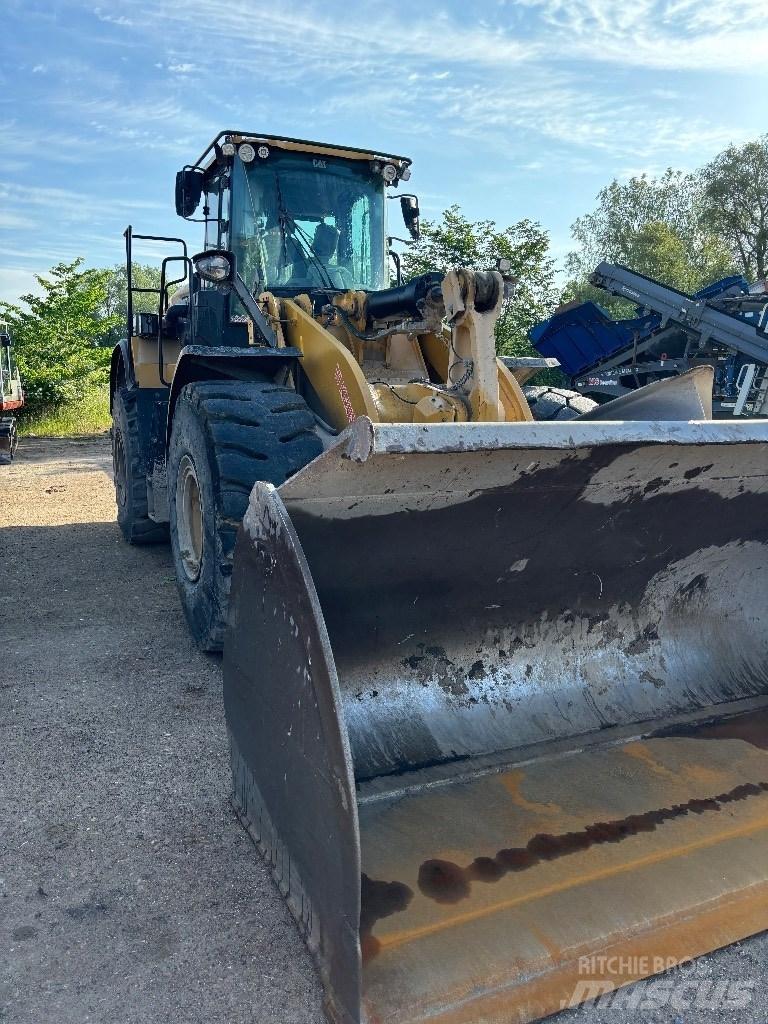 CAT 966m Rataslaadurid