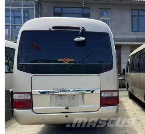 Toyota Coaster Bus Väikebussid