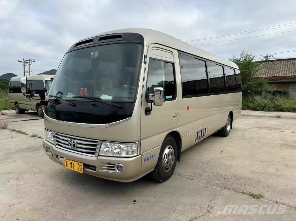 Toyota Coaster Bus Väikebussid