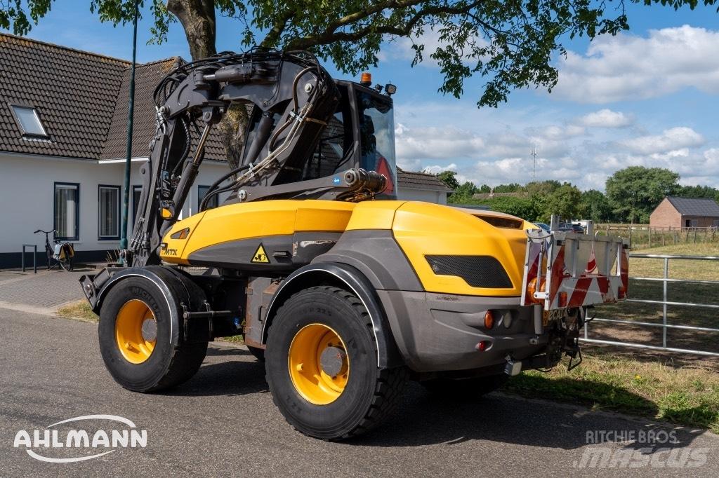 Mecalac 12 MTX Ratasekskavaatorid