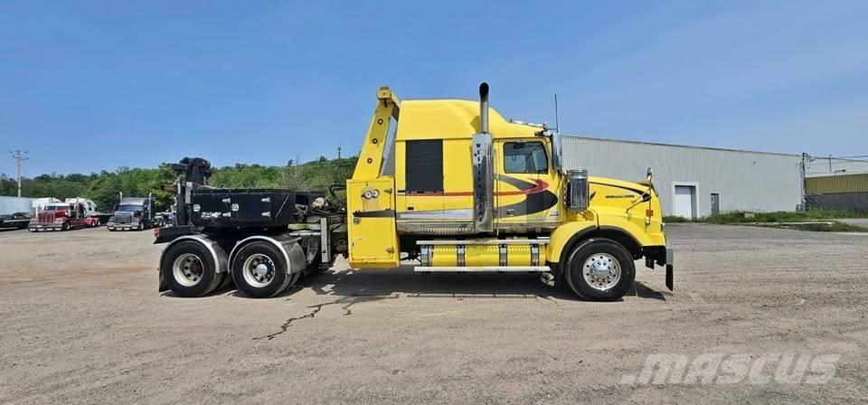 Western Star 4900 SA Puksiirid