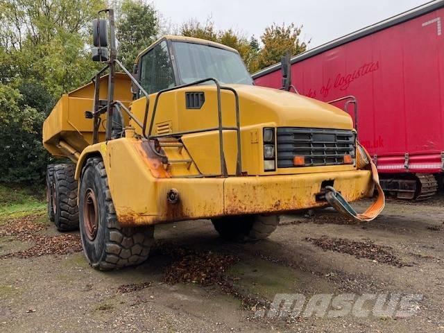 CAT 740 Liigendraamiga pinnaseveokid
