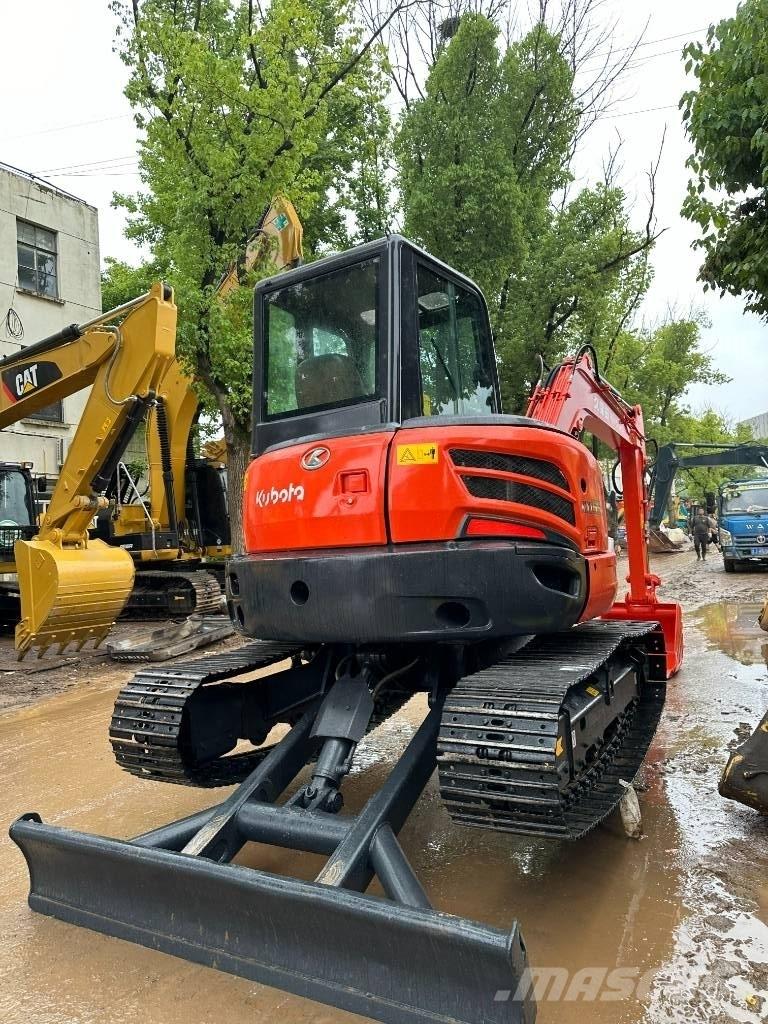 Kubota KX 155 Roomikekskavaatorid
