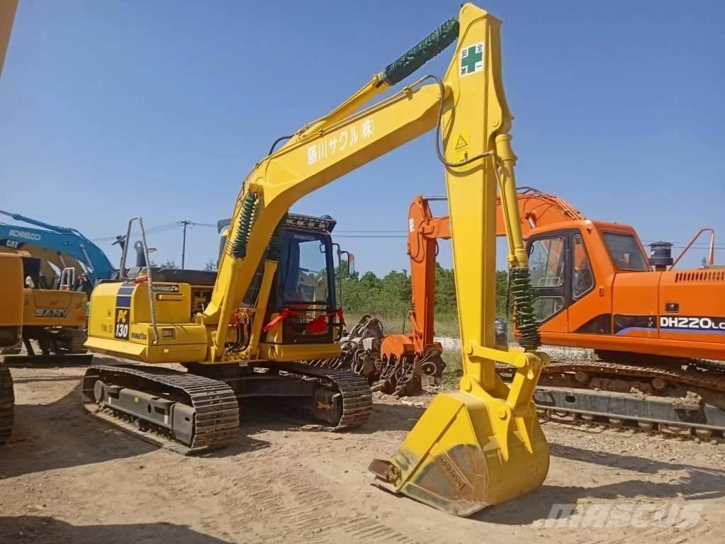 Komatsu PC130-7 Roomikekskavaatorid