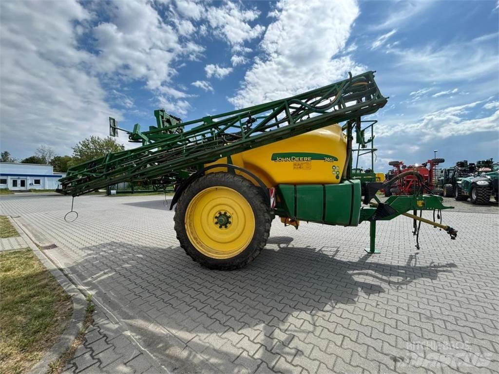 John Deere 740i Haagispritsid