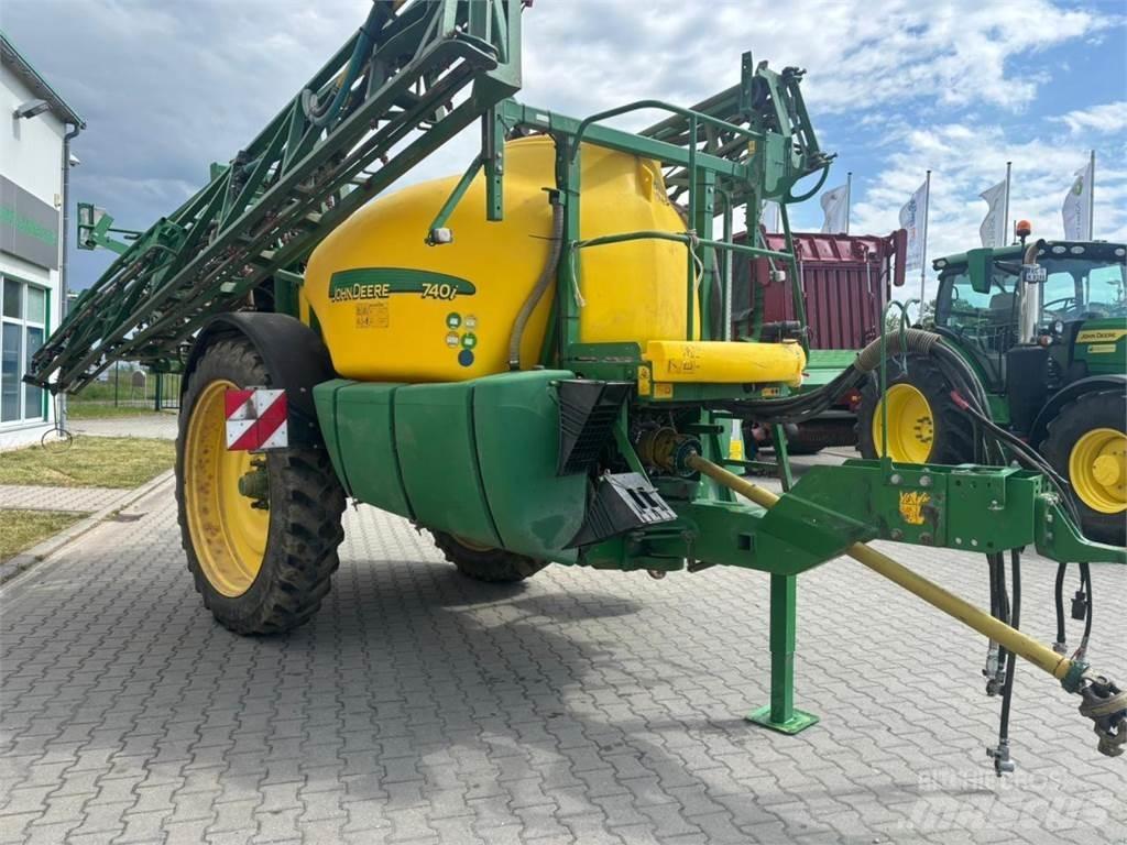 John Deere 740i Haagispritsid