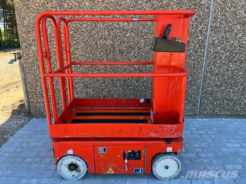 Snorkel TM 12 Vertikaalsed mast tõstukid