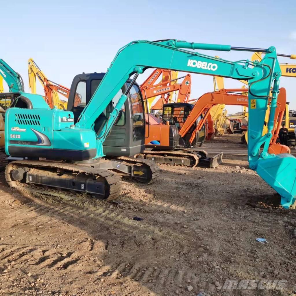 Kobelco SK75-8 Väikeekskavaatorid 7t-12t