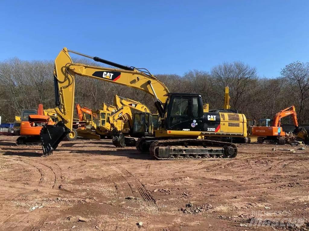 CAT 325 D L Roomikekskavaatorid