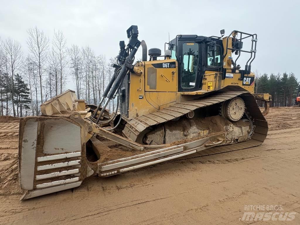 CAT D 6 T LGP Buldooserid