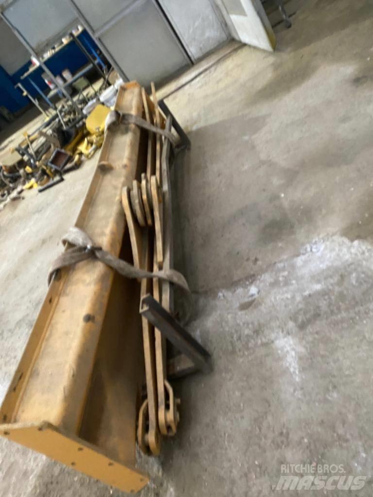 Volvo A 40 F Tagaluugid