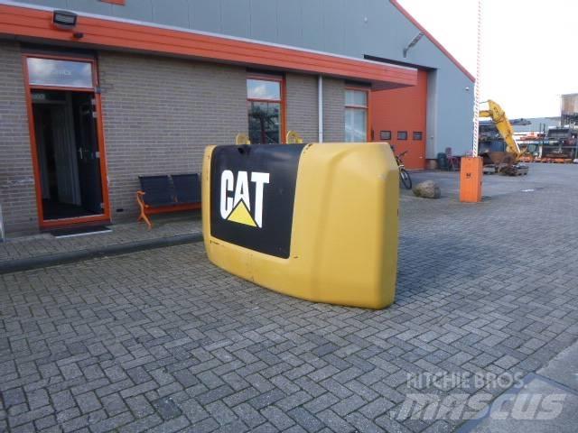 CAT 336 F L Raamid