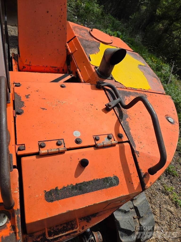 Hitachi EX 60 URG Miniekskavaatorid < 7 t