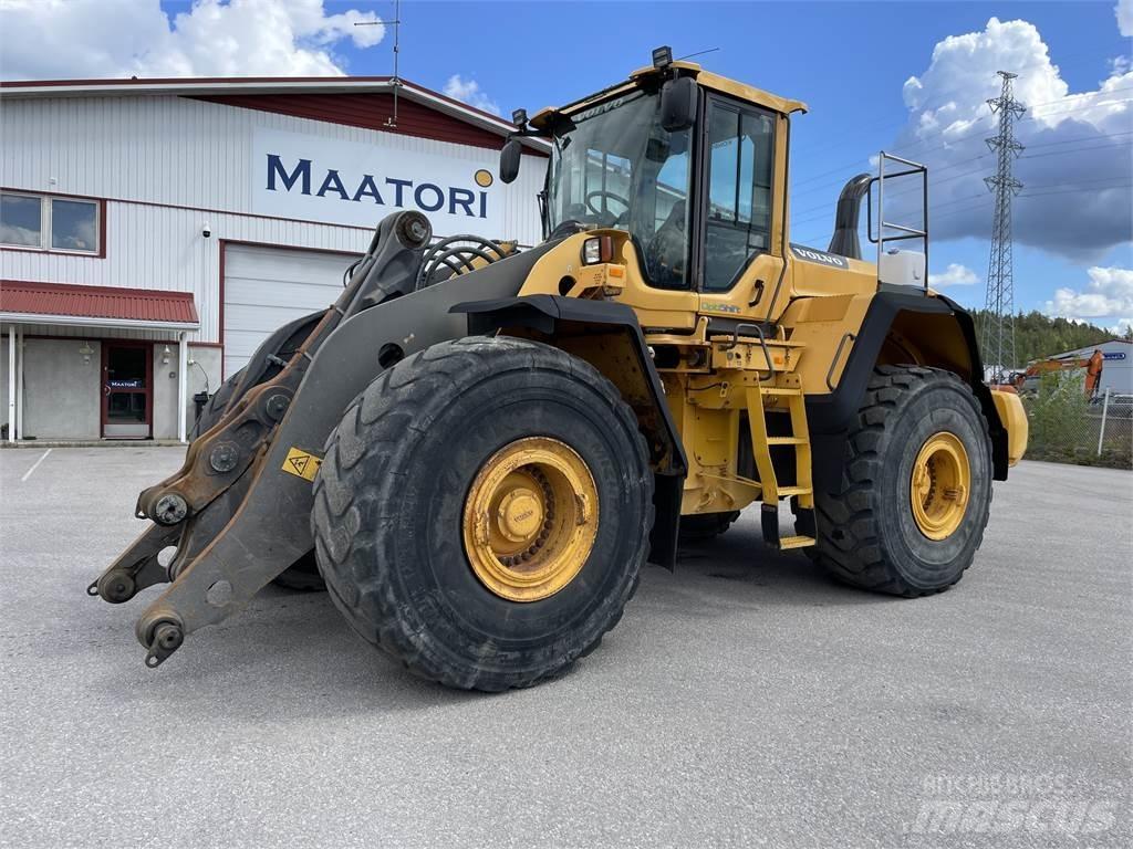 Volvo L220G Rataslaadurid