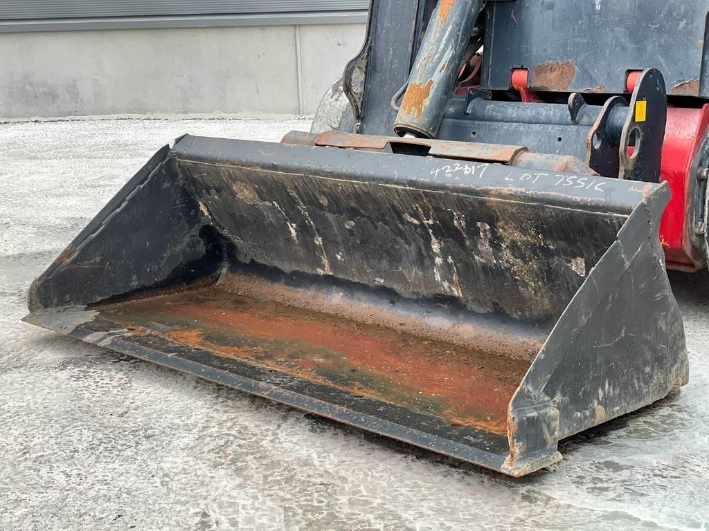 JCB R260 Kompaktlaadurid