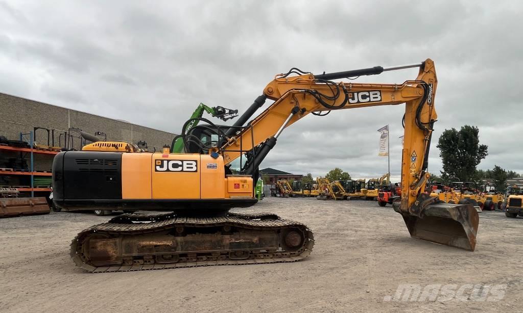 JCB JS 220 Roomikekskavaatorid
