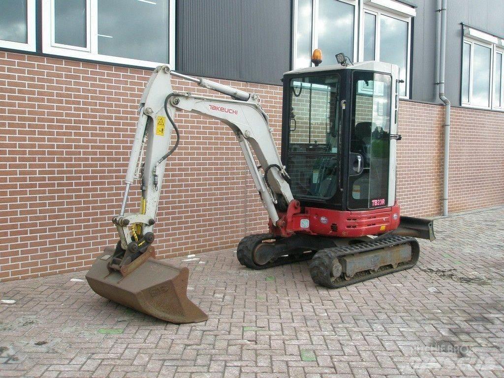 Takeuchi TB23R Miniekskavaatorid < 7 t
