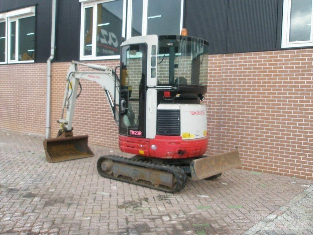 Takeuchi TB23R Miniekskavaatorid < 7 t