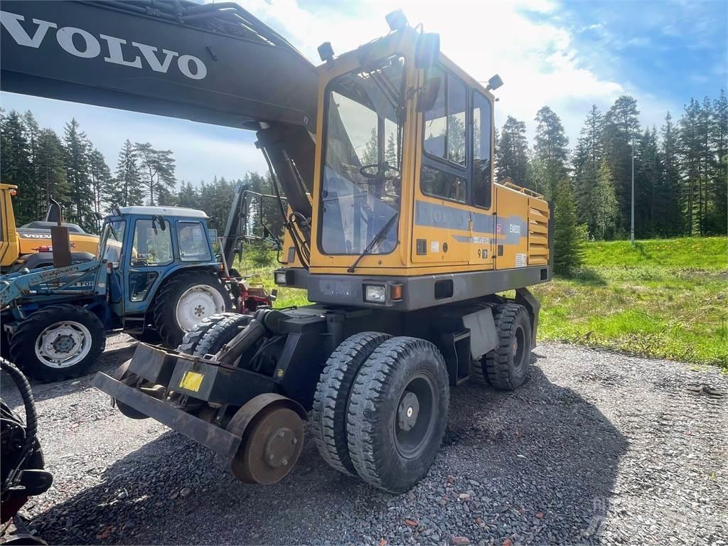 Volvo EW 200 4x4 Ratasekskavaatorid