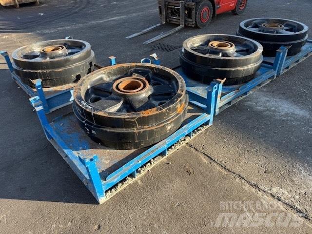 CAT 6020 NEW IDLER Lindid, ketid ja alusvankrid