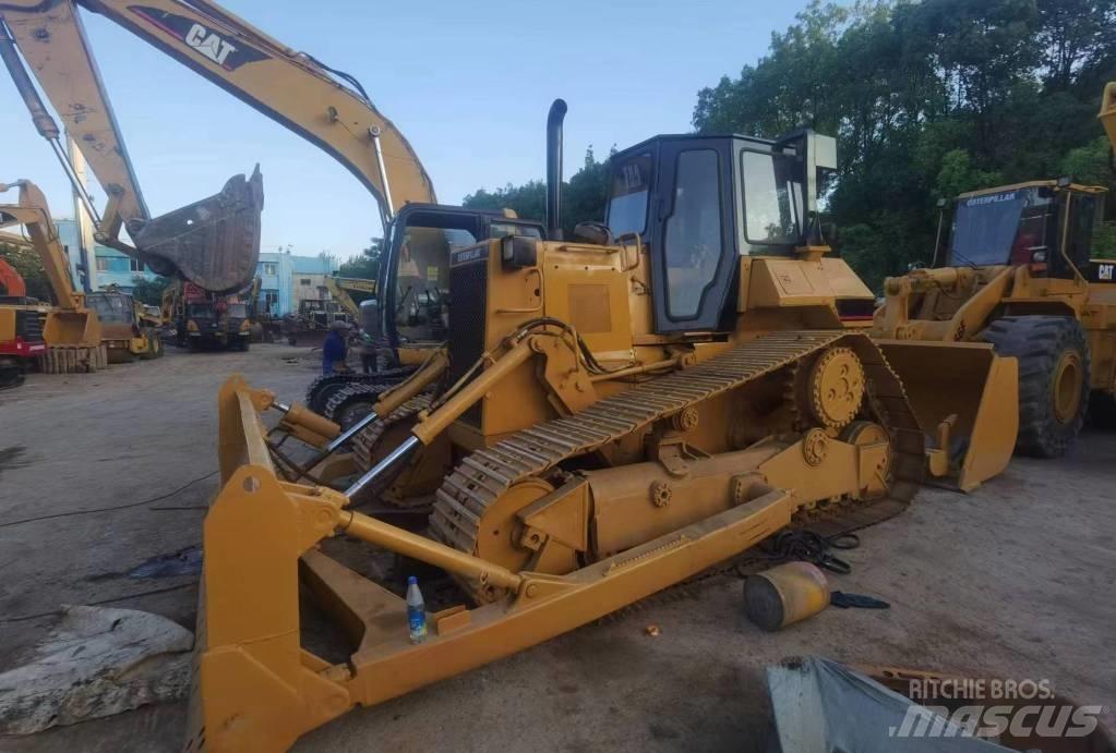 CAT D 6 R Buldooserid