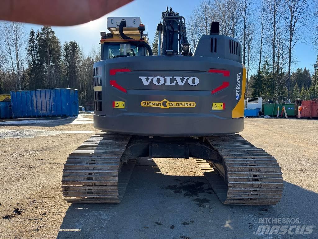 Volvo ECR 235 E Roomikekskavaatorid