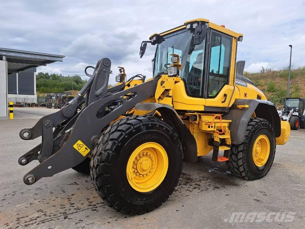 Volvo L 90 H Rataslaadurid