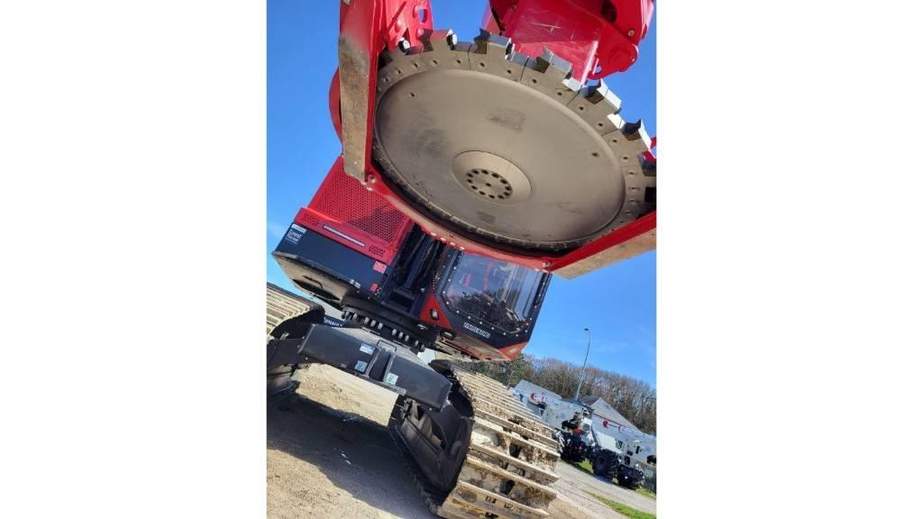  Quadco 24C Harvesterid
