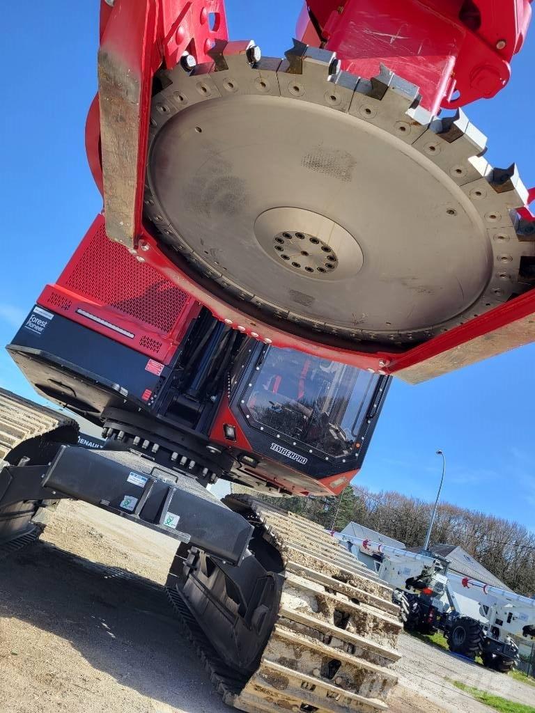  Quadco 24C Harvesterid