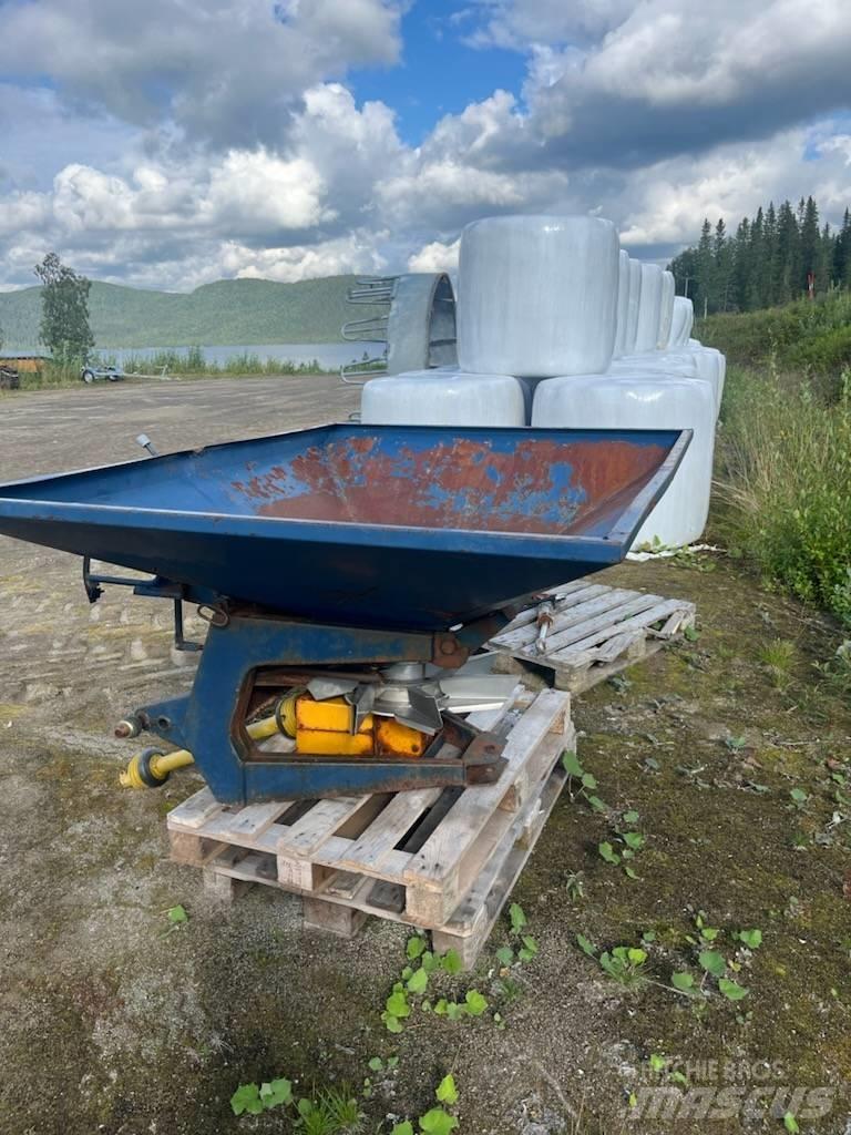 Bogballe BL600 Mineraalväetise laoturid