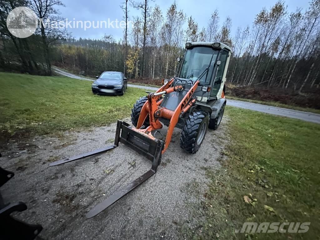 Atlas 65 Rataslaadurid