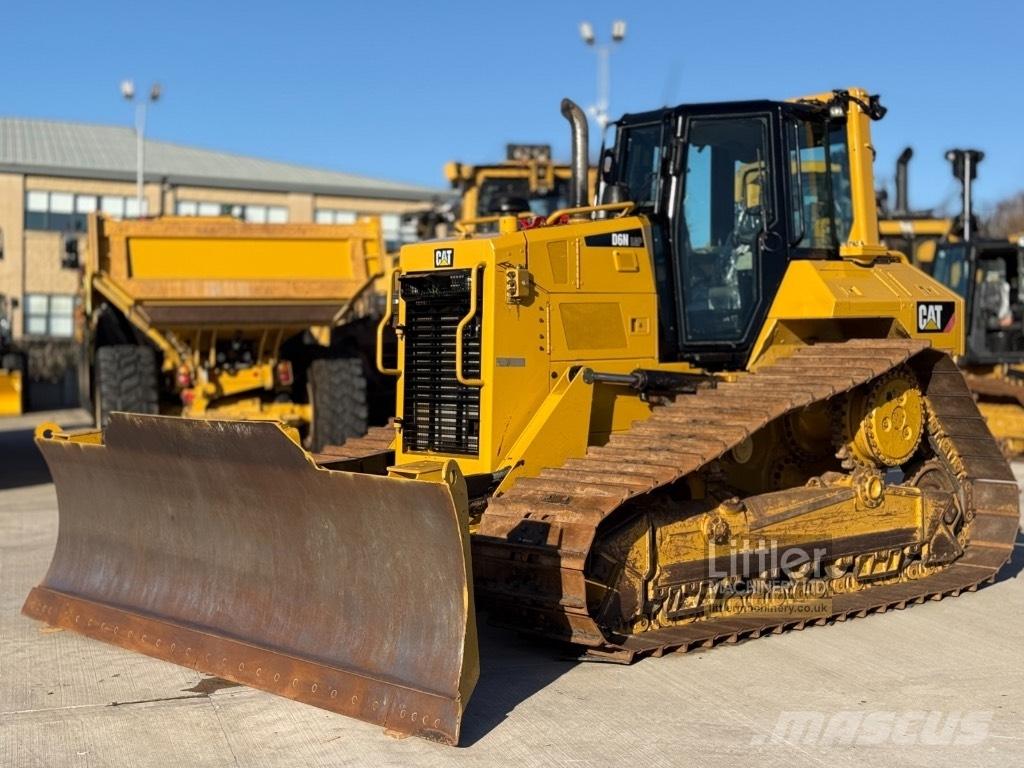 CAT D 6 N LGP Buldooserid