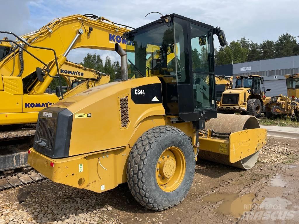 CAT CS44 Ühe trumliga rullid