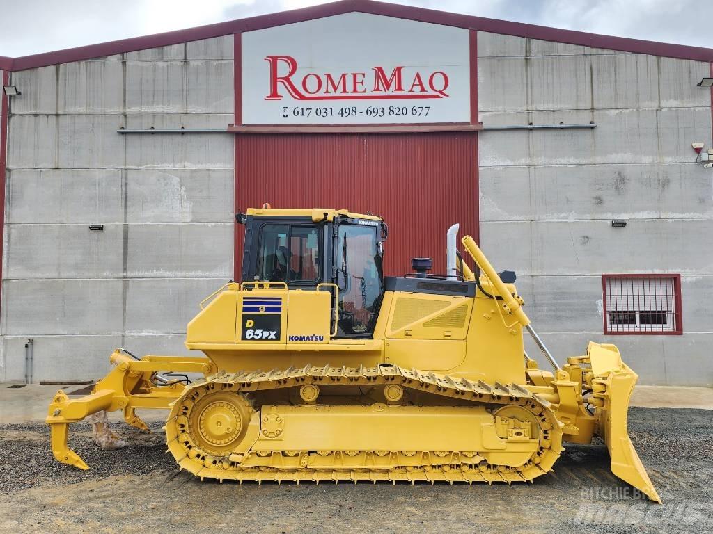Komatsu D 65 PX-17 Buldooserid
