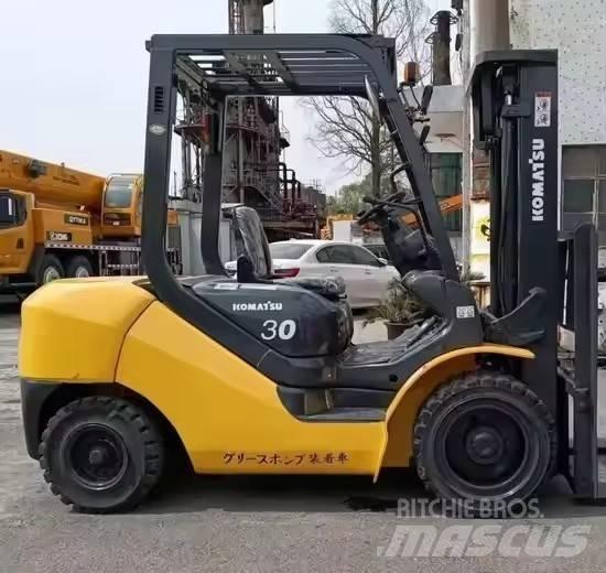 Komatsu 30 Diiseltõstukid